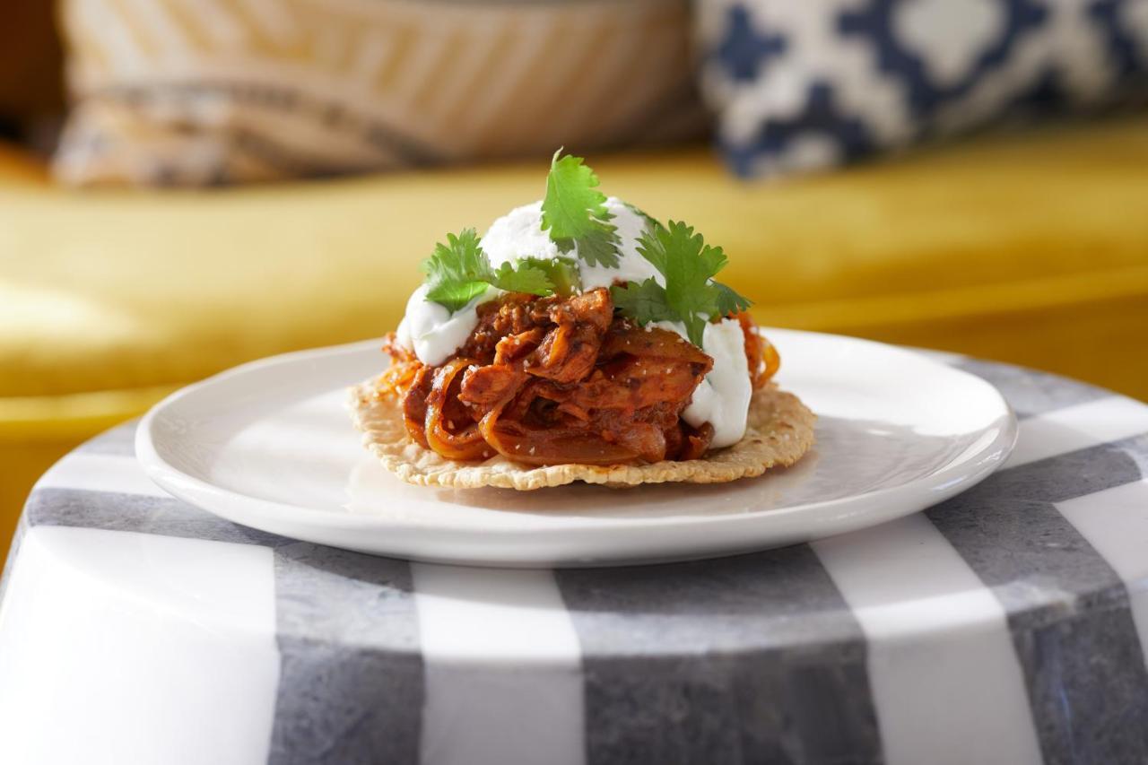 The Plaza Hotel Pioneer Park El Paso Luaran gambar A vegan taco